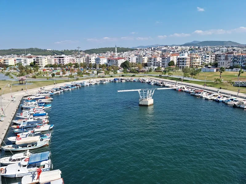 ALIAGA MARINA VE ÇEK EK YERİ