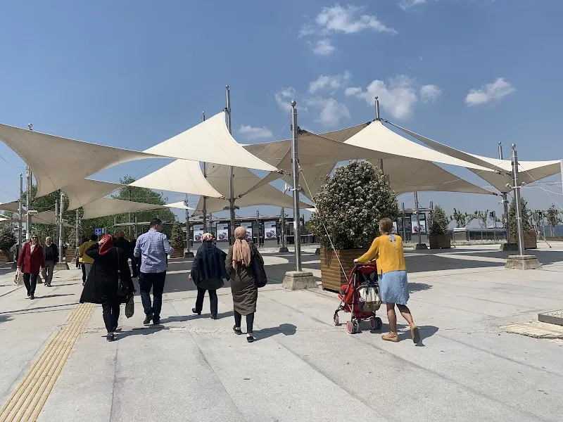 Atatürk Meydanı