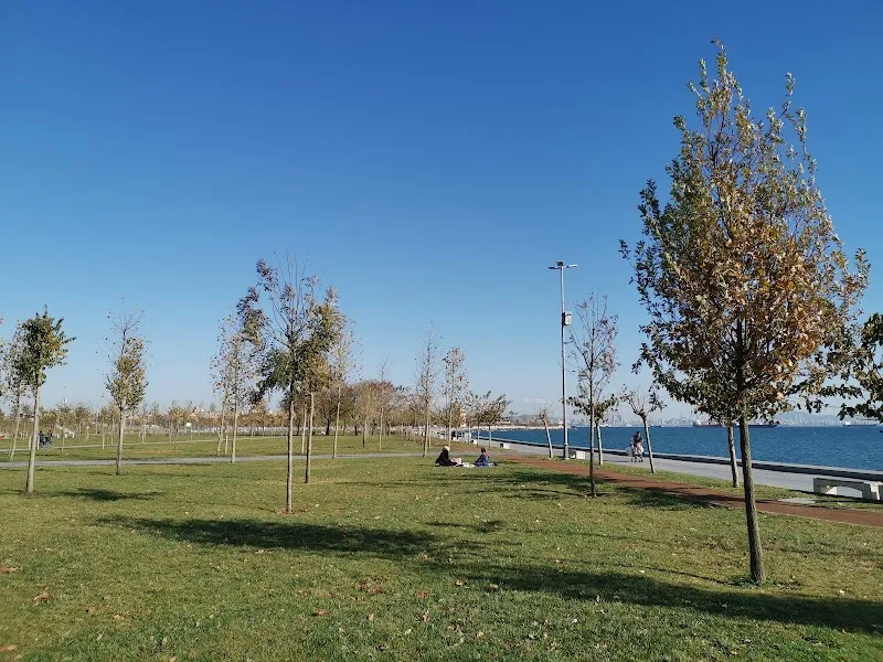 İBB Kazlıçeşme Sahil Parkı
