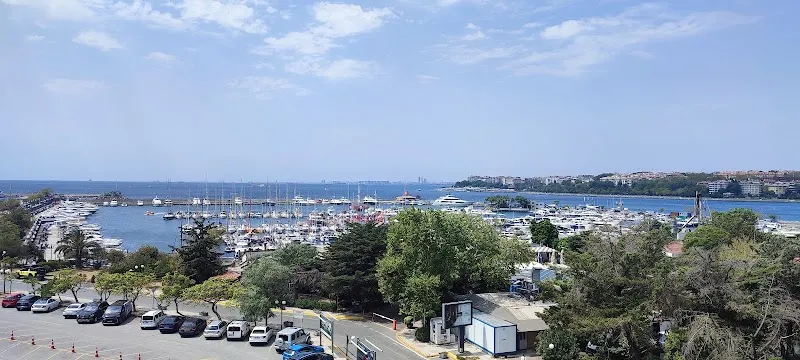 İstanbul Yacht Club
