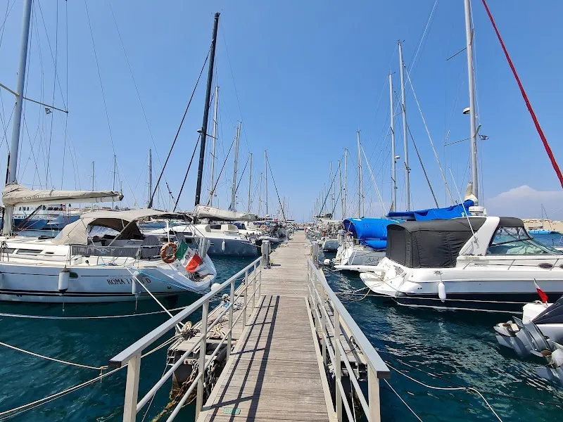 Rhodes New Marina