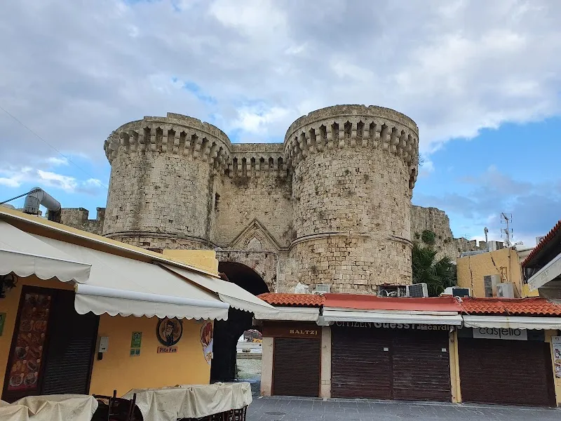 Sea Gate