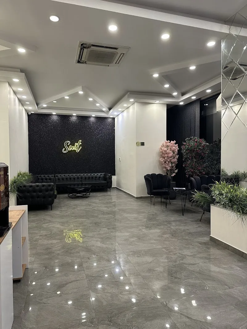 Suit Marina Güzellik Deniz Suyu Sıcaklığı